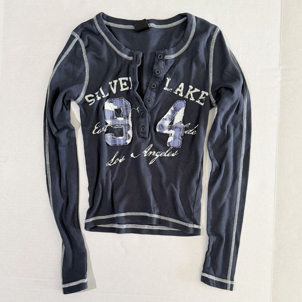 Urban Outfitter Silver Lake 94 Applique Graphic Long Sleeve Henley Tee, XXS Blue - Picture 3 of 6